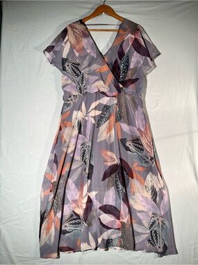 City Chic Flowy Lavender and Coral Leaf-Print Midi Dress -Size 16